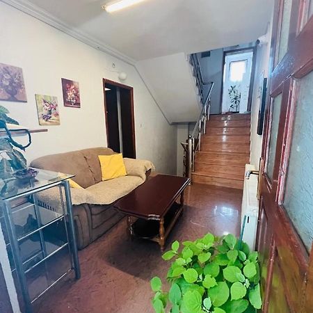 Guest House Velania Prisztina Zewnętrze zdjęcie