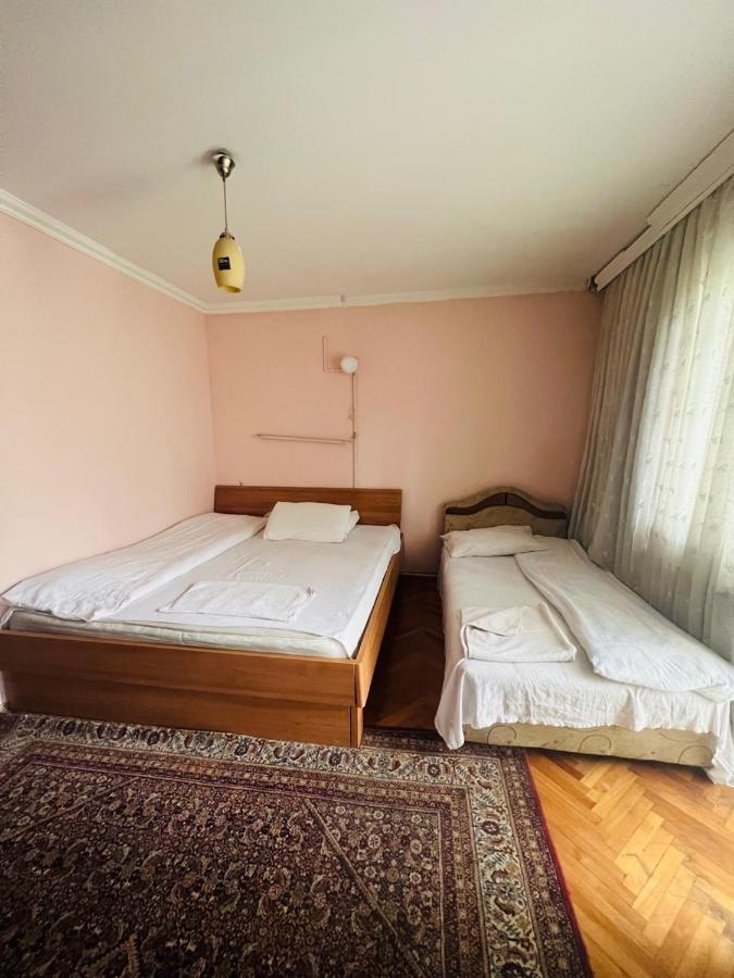 Guest House Velania Prisztina Zewnętrze zdjęcie