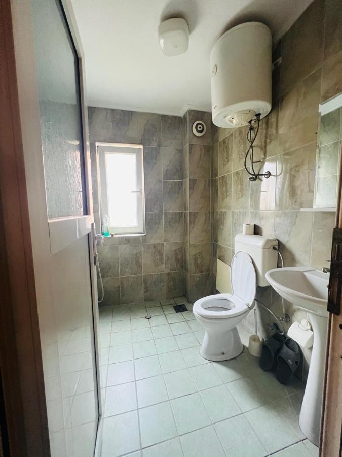 Guest House Velania Prisztina Zewnętrze zdjęcie