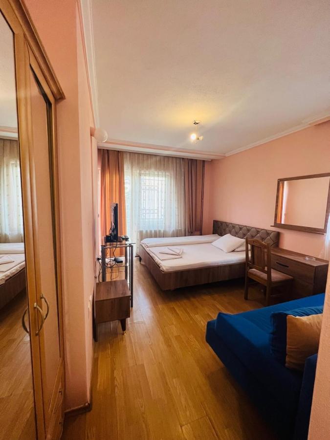 Guest House Velania Prisztina Zewnętrze zdjęcie